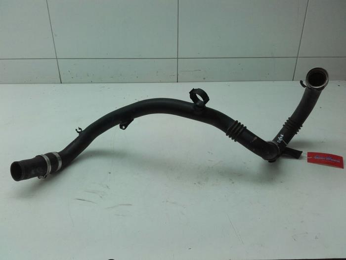 Gebrauchte Intercooler Rohr Opel Adam 1.0 Ecotec 12V SIDI Turbo Preis € 61,95 Margenregelung angeboten von Wessel Parts & Service B.V.