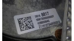 Sonstige van een Opel Corsa E 1.4 16V 2020