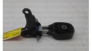 Used Engine mount Opel Corsa F (UB/UH/UP) Price € 39,00 Margin scheme offered by Autobedrijf G.H. Wessel B.V.