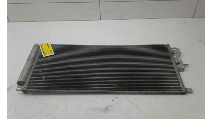 Usagé Radiateur clim Opel Mokka/Mokka X 1.6 CDTI 16V 4x2 Prix € 82,95 Règlement à la marge proposé par Wessel Parts & Service B.V.