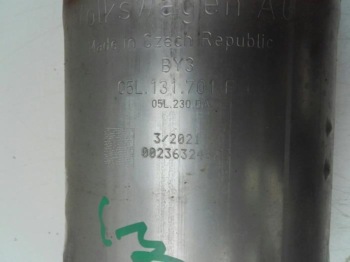 Gebrauchte Katalysator Skoda Octavia Combi (NXAC) 2.0 TDI GreenTec 16V Preis auf Anfrage angeboten von Wessel Parts & Service B.V.