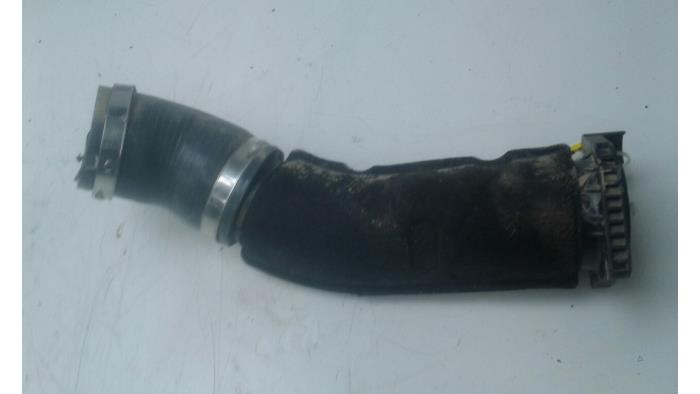 Gebrauchte Intercooler Rohr Skoda Octavia Combi (NXAC) 2.0 TDI GreenTec 16V Preis € 51,45 Margenregelung angeboten von Wessel Parts & Service B.V.