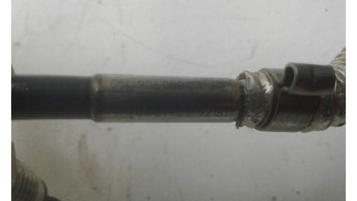 Sensor température d’échappement d'un Skoda Octavia Combi (NXAC) 2.0 TDI GreenTec 16V 2021