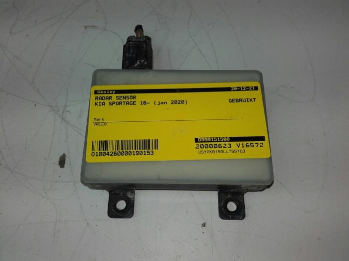 Begagnade Radarsensor Kia Sportage (QL) 1.6 T-GDI 16V 4x2 Pris € 103,95 Marginaltabell erbjuds av Wessel Parts & Service B.V.