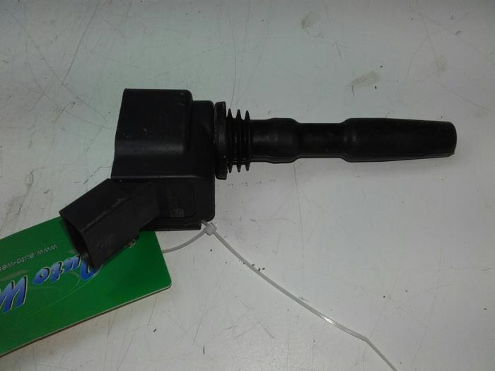 Usagé Bobine Seat Arona (KJX) 1.0 TGI 12V Prix € 40,95 Règlement à la marge proposé par Wessel Parts & Service B.V.