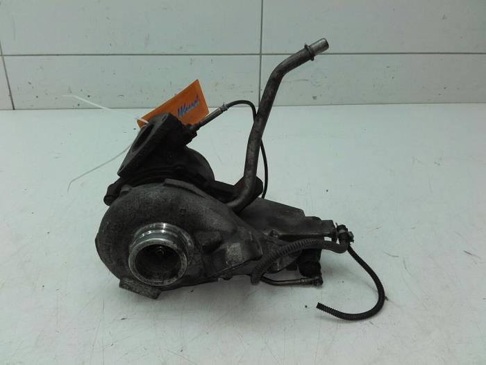 Używane Turbo Mercedes E (W211) 2.2 E-220 CDI 16V Cena € 313,95 Procedura marży oferowane przez Wessel Parts & Service B.V.