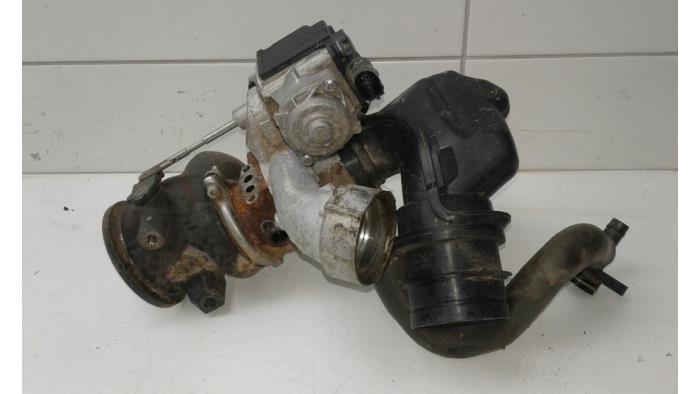 Usagé Turbo Skoda Octavia Combi (5EAC) 1.2 TSI 16V Prix € 131,25 Règlement à la marge proposé par Wessel Parts & Service B.V.