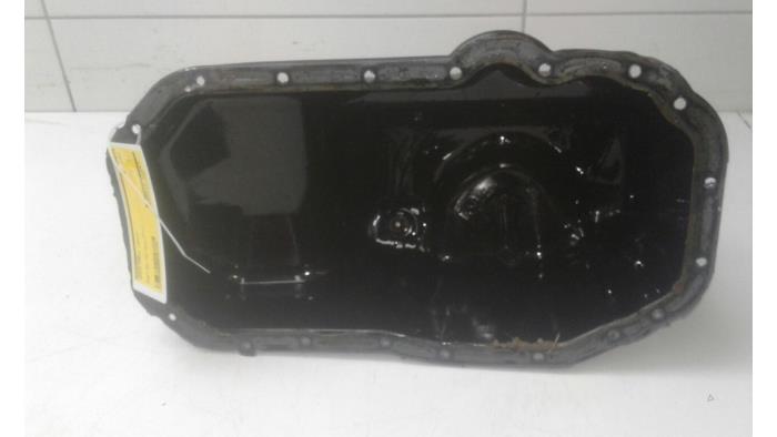 Gebrauchte Ölwanne Skoda Fabia II (5J) 1.2 TSI Preis € 61,95 Margenregelung angeboten von Wessel Parts & Service B.V.