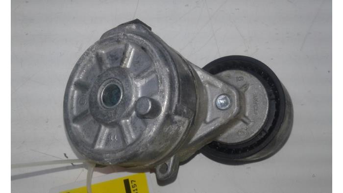 Usados Tensor correa múltiple Opel Grandland (X) 1.2 Turbo 12V Precio € 40,95 Norma de margen ofrecido por Wessel Parts & Service B.V.