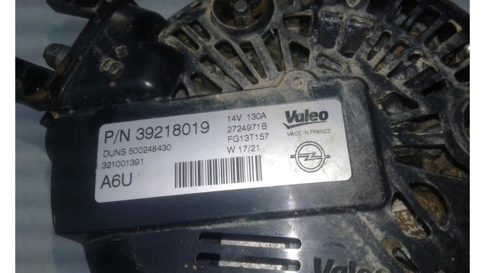 Usagé Dynamo Opel Astra K Sports Tourer 1.2 Turbo 12V Prix sur demande proposé par Wessel Parts & Service B.V.