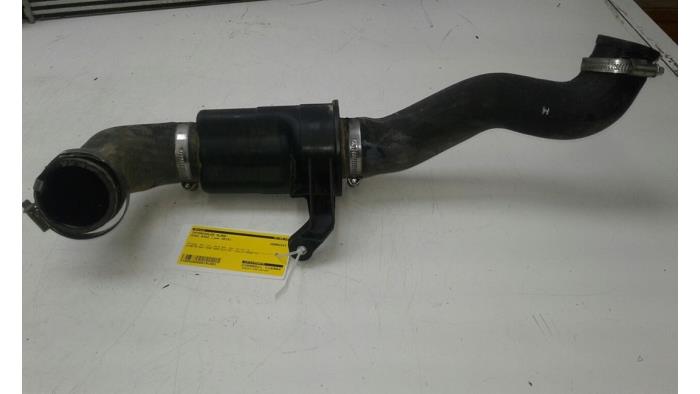Gebrauchte Intercooler Schlauch Mini Mini Open (R57) 1.6 16V Cooper S Preis € 51,45 Margenregelung angeboten von Wessel Parts & Service B.V.