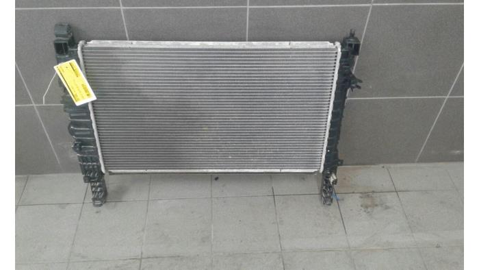 Usagé Radiateur Opel Mokka/Mokka X 1.4 Turbo 16V 4x2 Prix € 131,25 Règlement à la marge proposé par Wessel Parts & Service B.V.