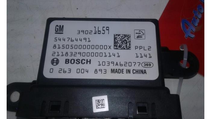 Usados Módulo PDC Opel Mokka/Mokka X 1.4 Turbo 16V 4x2 Precio € 51,45 Norma de margen ofrecido por Wessel Parts & Service B.V.