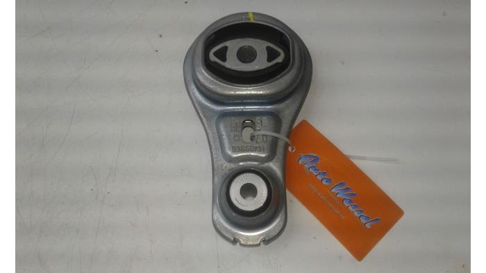 Begagnade Motorfäste Mercedes EQV 300 Pris € 56,60 Marginaltabell erbjuds av Wessel Parts & Service B.V.