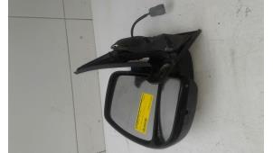 Used Wing mirror, left Opel Movano (4A1; 4A2; 4B2; 4B3; 4C2; 4C3) 2.5 CDTI Price € 59,00 Margin scheme offered by Autobedrijf G.H. Wessel B.V.