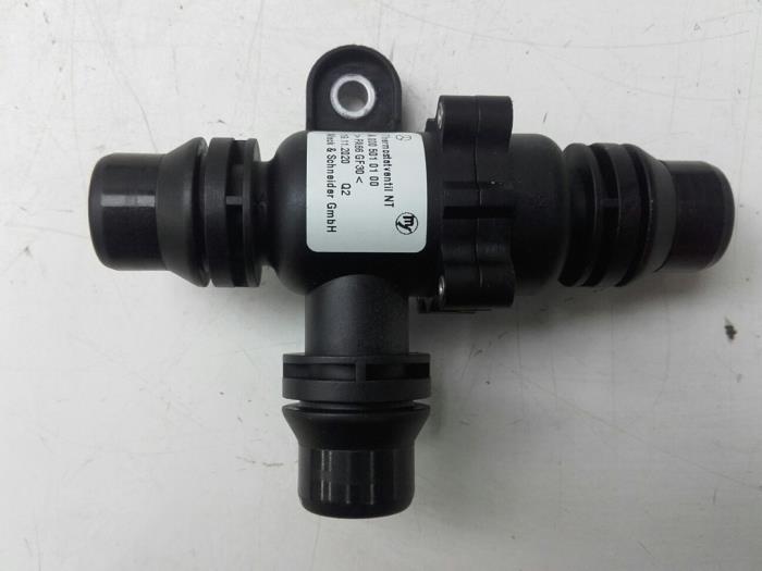 Używane Termostat Mercedes EQV 300 Cena € 82,95 Procedura marży oferowane przez Wessel Parts & Service B.V.