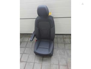 Used Seat, left Mercedes EQV EQV 300 Price € 1.098,90 Margin scheme offered by Autobedrijf G.H. Wessel B.V.
