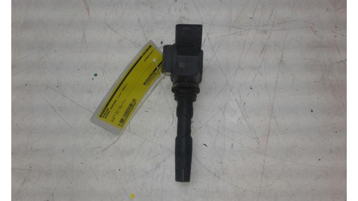 Usagé Bobine Skoda Superb Combi (3V5) 1.4 TSI iV 6V Prix € 30,45 Règlement à la marge proposé par Wessel Parts & Service B.V.