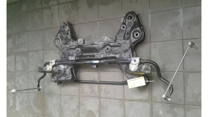 Usados Subchasis Citroen C3 (SX/SW) 1.2 Vti 12V PureTech Precio € 131,25 Norma de margen ofrecido por Wessel Parts & Service B.V.