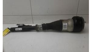 Used Rear shock absorber rod, right Mercedes S (W222/V222/X222) 3.0 S-350 BlueTec, S-350 d 24V Price € 499,00 Margin scheme offered by Autobedrijf G.H. Wessel B.V.
