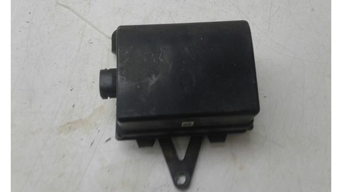 Gebrauchte Bremsassistent Sensor Mercedes S (222.0/222.1) 3.0 S-350 BlueTEC, S-350d 24V Preis € 313,95 Margenregelung angeboten von Wessel Parts & Service B.V.