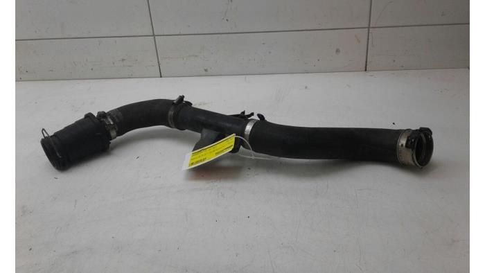 Gebrauchte Intercooler Rohr Mercedes Vito Mixto (447.7) 1.6 111 CDI 16V Preis € 82,95 Margenregelung angeboten von Wessel Parts & Service B.V.