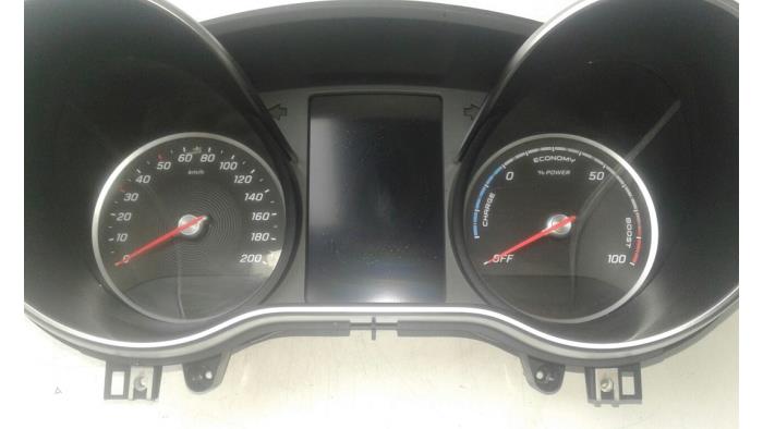 Cuentakilómetros de un Mercedes-Benz EQV EQV 300 2021