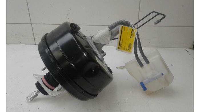 Usados Servofreno Mercedes EQV 300 Precio € 313,95 Norma de margen ofrecido por Wessel Parts & Service B.V.