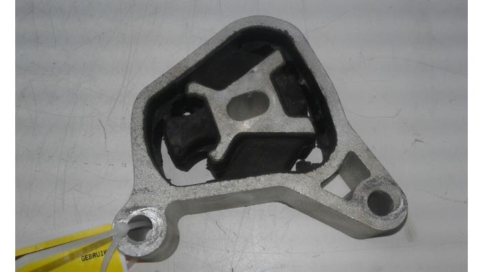 Begagnade Motorfäste Mercedes EQV 300 Pris € 51,98 Marginaltabell erbjuds av Wessel Parts & Service B.V.