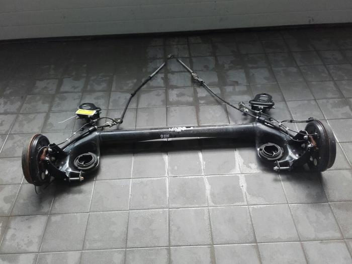 Usagé Train arrière complet Opel Corsa E 1.4 16V Prix € 208,95 Règlement à la marge proposé par Wessel Parts & Service B.V.