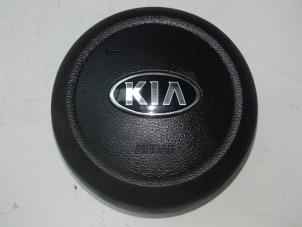 Usagé Airbag gauche (volant) Kia Ceed (CDB5/CDBB) 1.4i 16V Prix € 175,00 Règlement à la marge proposé par Autobedrijf G.H. Wessel B.V.