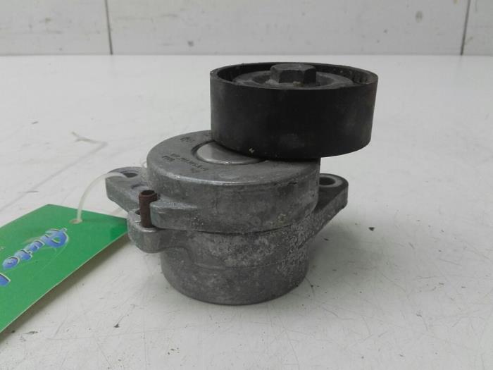 Usados Rodillo tensor correa múltiple Seat Ateca (5FPX) 1.6 TDI 16V Precio € 40,95 Norma de margen ofrecido por Wessel Parts & Service B.V.