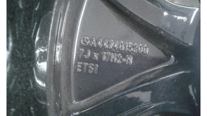 Llanta de un Mercedes-Benz V (447.8) EQV 300 2021