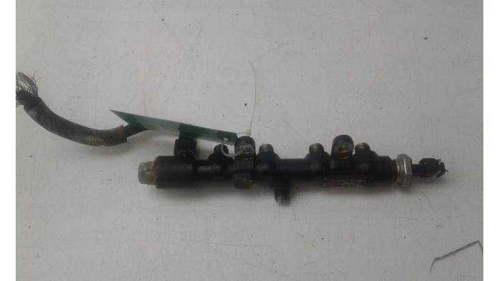 Usagé Système d'injection Opel Combo Life/Tour 1.5 CDTI 130 Prix € 82,95 Règlement à la marge proposé par Wessel Parts & Service B.V.