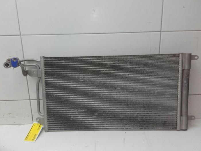 Usagé Radiateur clim Volkswagen Polo V (6R) 1.6 TDI 16V 90 Prix € 72,45 Règlement à la marge proposé par Wessel Parts & Service B.V.