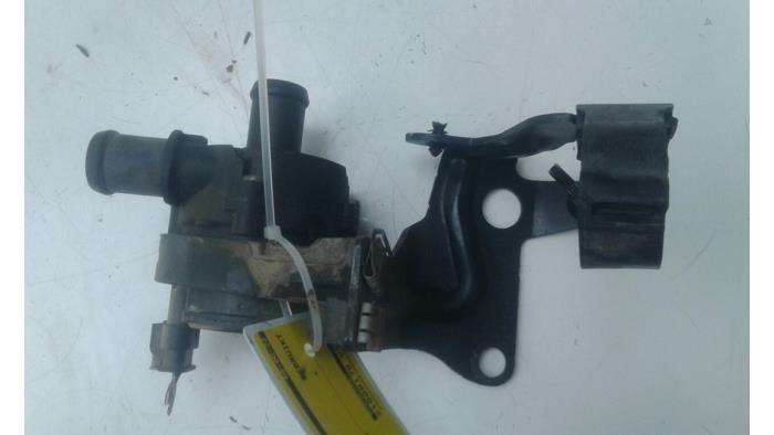 Begagnade Vattenpump Audi Q2 (GAB/GAG) 1.6 30 TDI 16V Pris € 51,45 Marginaltabell erbjuds av Wessel Parts & Service B.V.