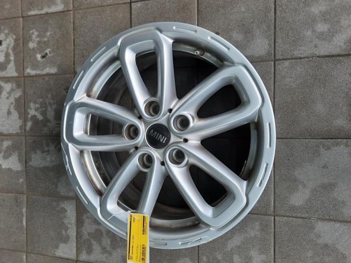Używane Obrecz Mini Countryman (R60) 1.6 Cooper D Cena € 145,95 Procedura marży oferowane przez Wessel Parts & Service B.V.
