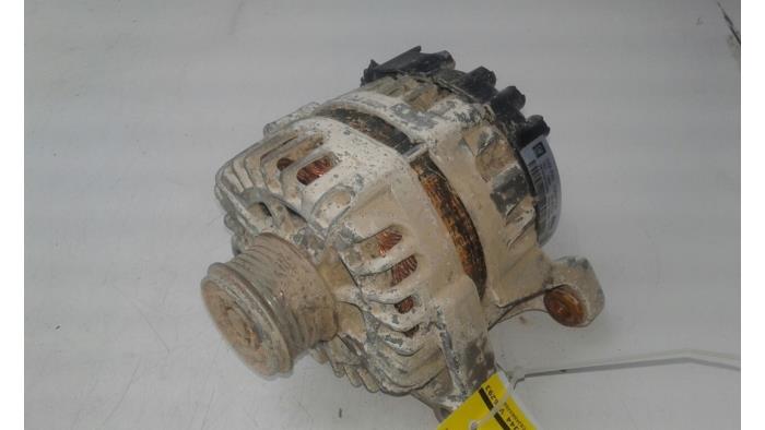 Begagnade Dynamo Opel Mokka X Pris på förfrågan erbjuds av Wessel Parts & Service B.V.