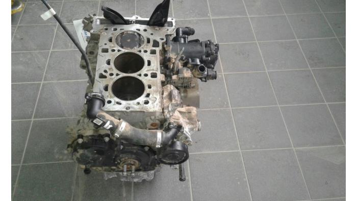 Engine crankcase from a MINI Mini Cabrio (F57) 1.5 12V One 2018