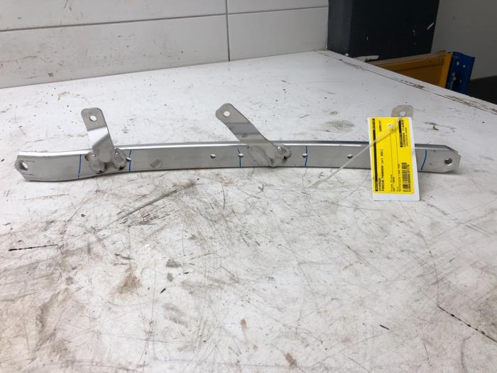 Begagnade Diverse Porsche Panamera (971G) 2.9 V6 24V 4 E-Hybrid Pris € 72,45 Marginaltabell erbjuds av Wessel Parts & Service B.V.