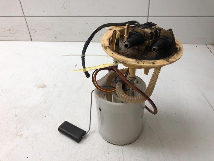 Gebrauchte Kraftstoffpumpe Elektrisch Mercedes B (W246/W242) 1.8 B-180 CDI BlueEFFICIENCY 16V Preis € 131,25 Margenregelung angeboten von Wessel Parts & Service B.V.