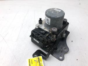Used ABS pump Kia Sportage (QL) 1.6 GDI 16V 4x2 Price on request offered by Autobedrijf G.H. Wessel B.V.