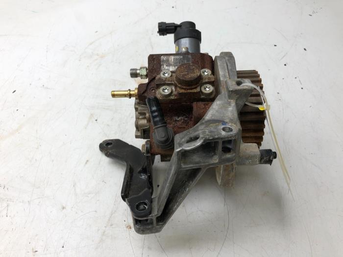 Gebrauchte Dieselpumpe Citroen C3 (SC) 1.4 HDi Preis auf Anfrage angeboten von Wessel Parts & Service B.V.