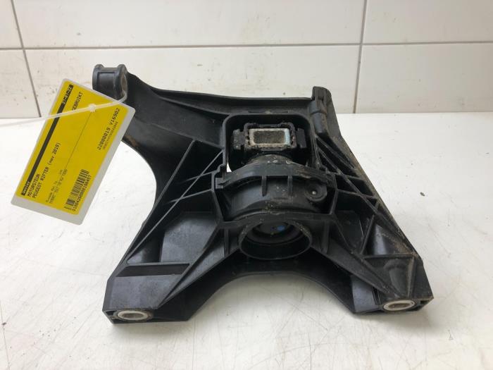 Used Engine mount Peugeot Rifter (ER/EC/EZ) 1.5 BlueHDi 100 Price € 47,25 Margin scheme offered by Wessel Parts & Service B.V.