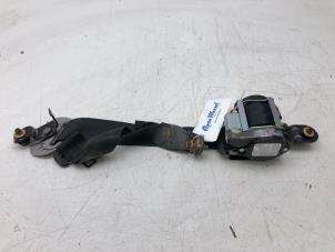 Used Rear seatbelt tensioner, right Kia Sportage (QL) 1.6 CRDi 16V 116 Price on request offered by Autobedrijf G.H. Wessel B.V.