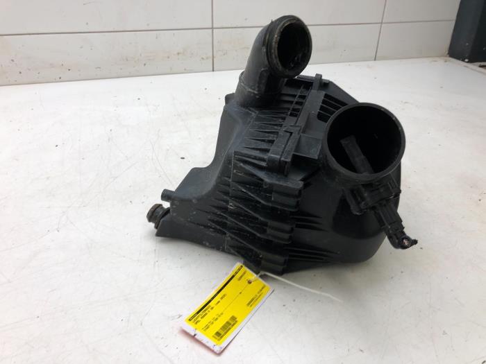 Begagnade Luftfilterhus Opel Mokka X Pris € 82,95 Marginaltabell erbjuds av Wessel Parts & Service B.V.