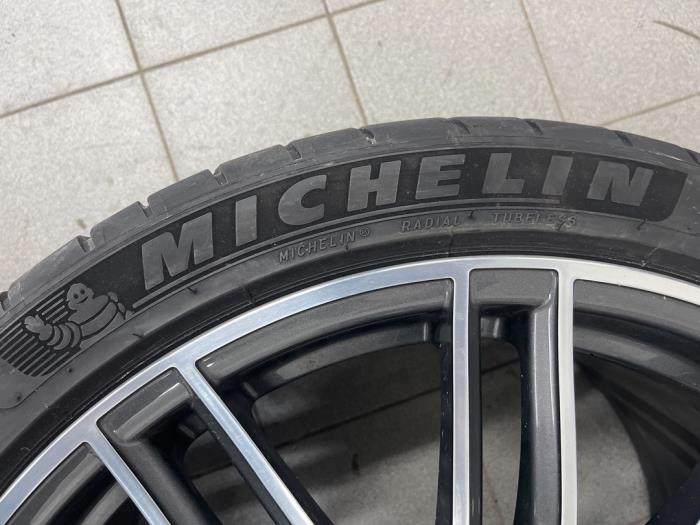 Set of wheels + tyres from a Porsche Panamera (971G) 2.9 V6 24V 4 E-Hybrid 2021