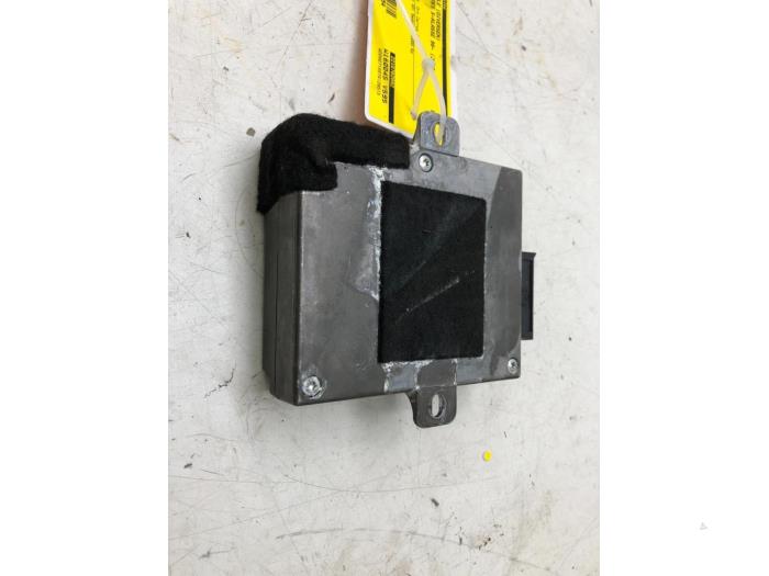 Używane Modul (rózne) Mercedes S (W221) 5.5 S-550 32V Cena € 82,95 Procedura marży oferowane przez Wessel Parts & Service B.V.