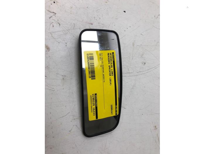 Używane Szyba lusterka lewego Mercedes Sprinter 3,5t (906.73) 316 CDI 16V Cena € 19,95 Procedura marży oferowane przez Wessel Parts & Service B.V.