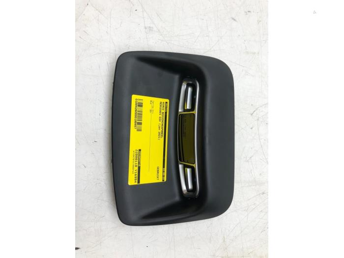 Gebrauchte Klimabedienteil Mercedes EQV 300 Preis € 103,95 Margenregelung angeboten von Wessel Parts & Service B.V.